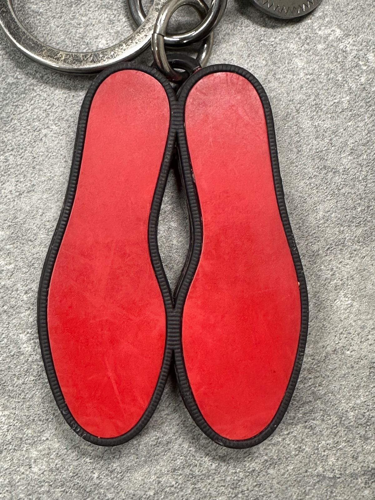 Christian Louboutin ルブタン キーホルダー ソールデザイン - メルカリ