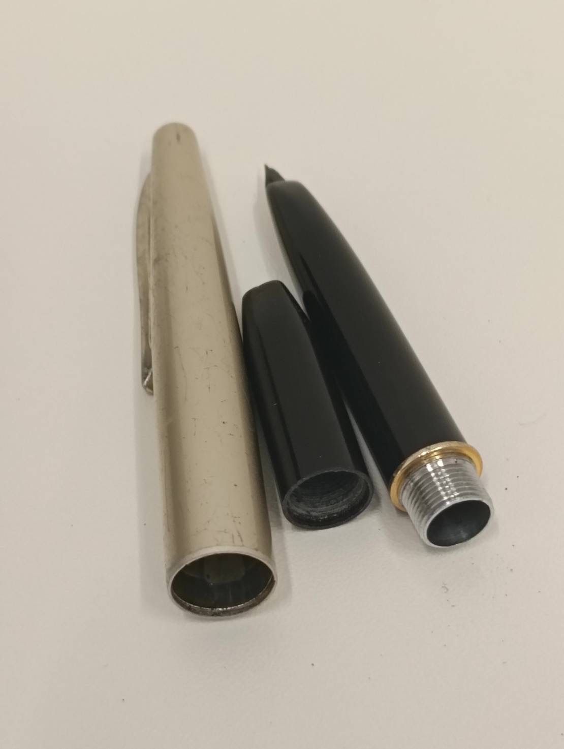 K シルバー×黒ブラック