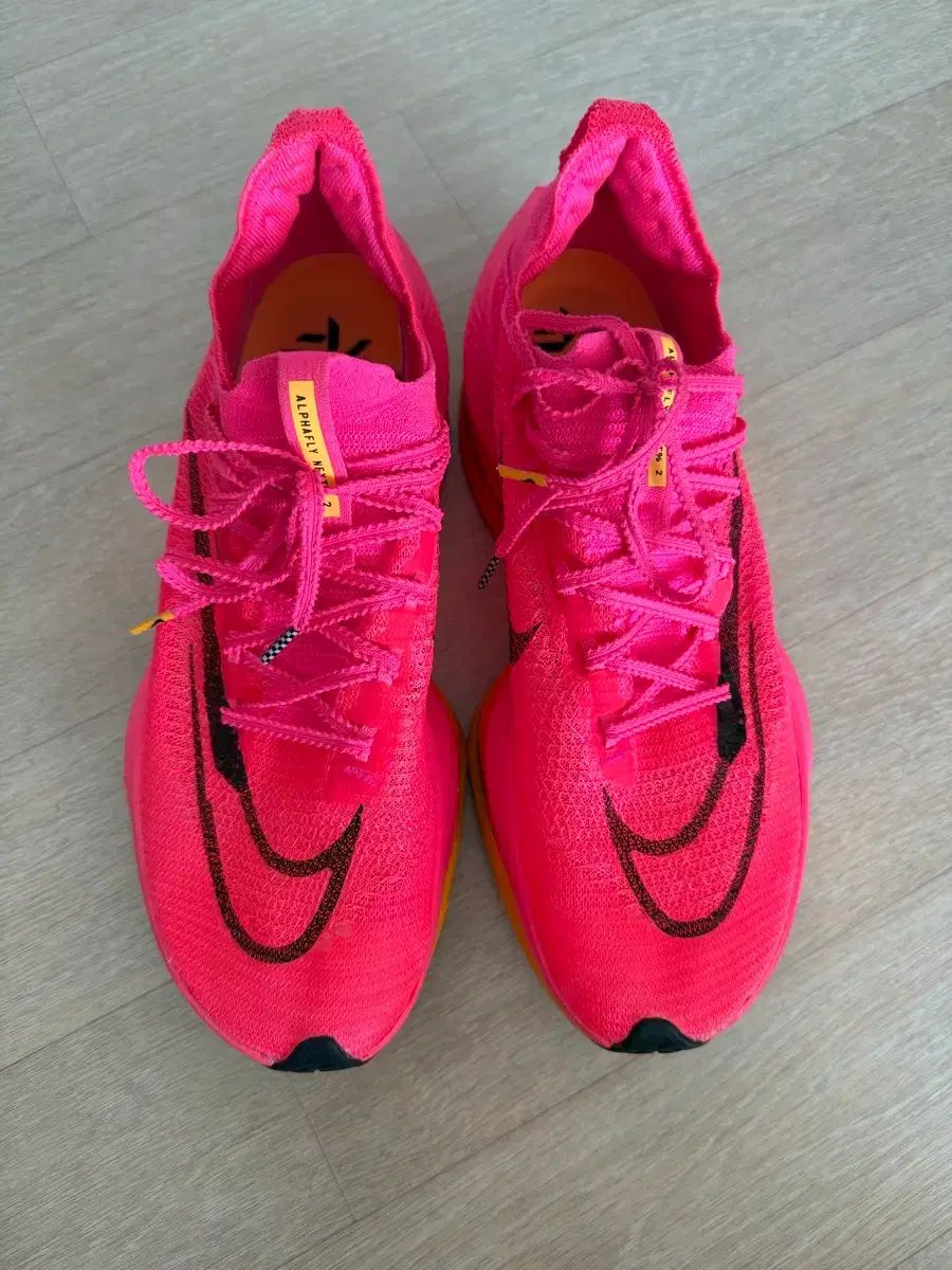 美品/28cm】NIKE ナイキ アルファフライ 2 ピンク 厚底カーボン Amazon