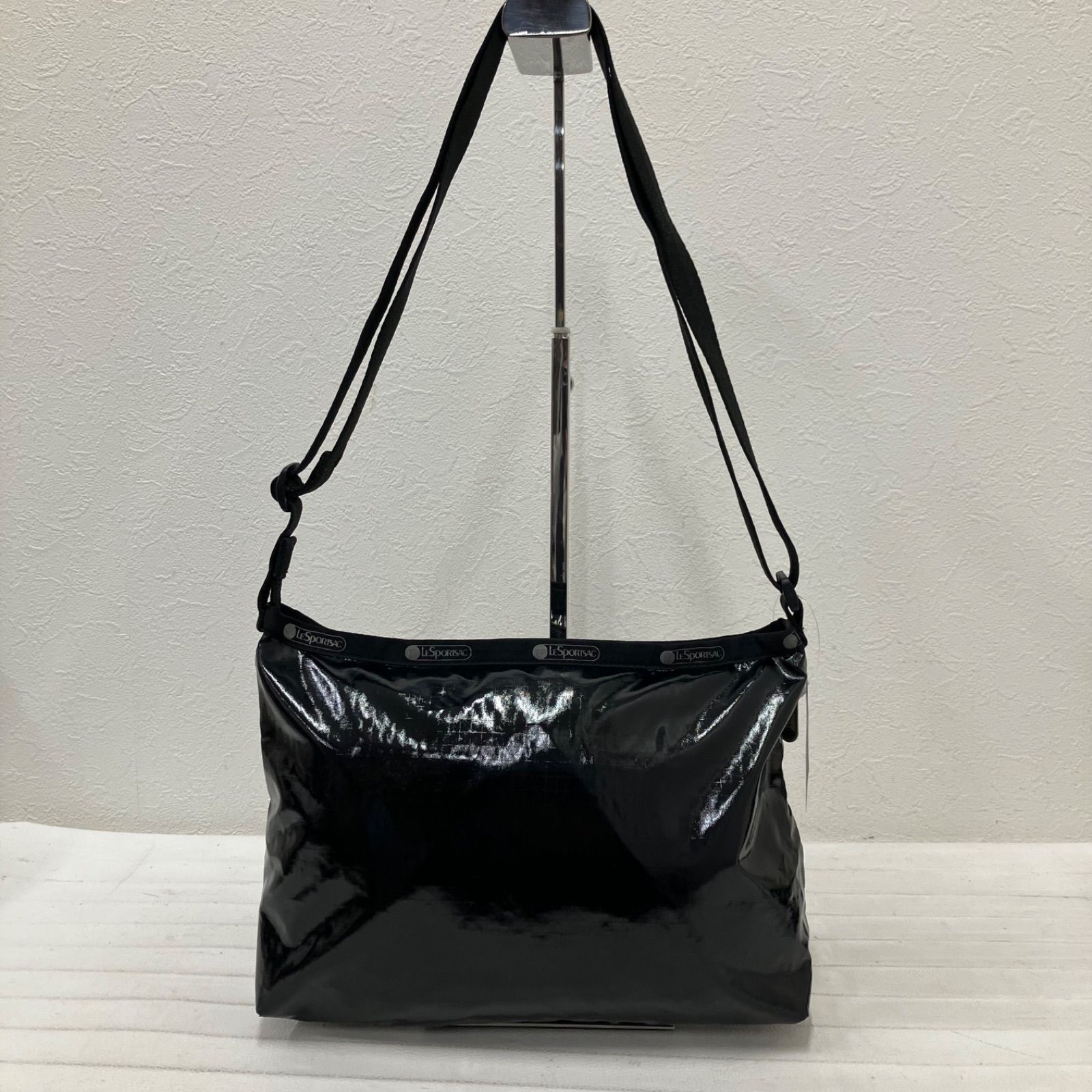 8955 LeSportsac レスポートサック ショルダーバッグ レディース 軽量 