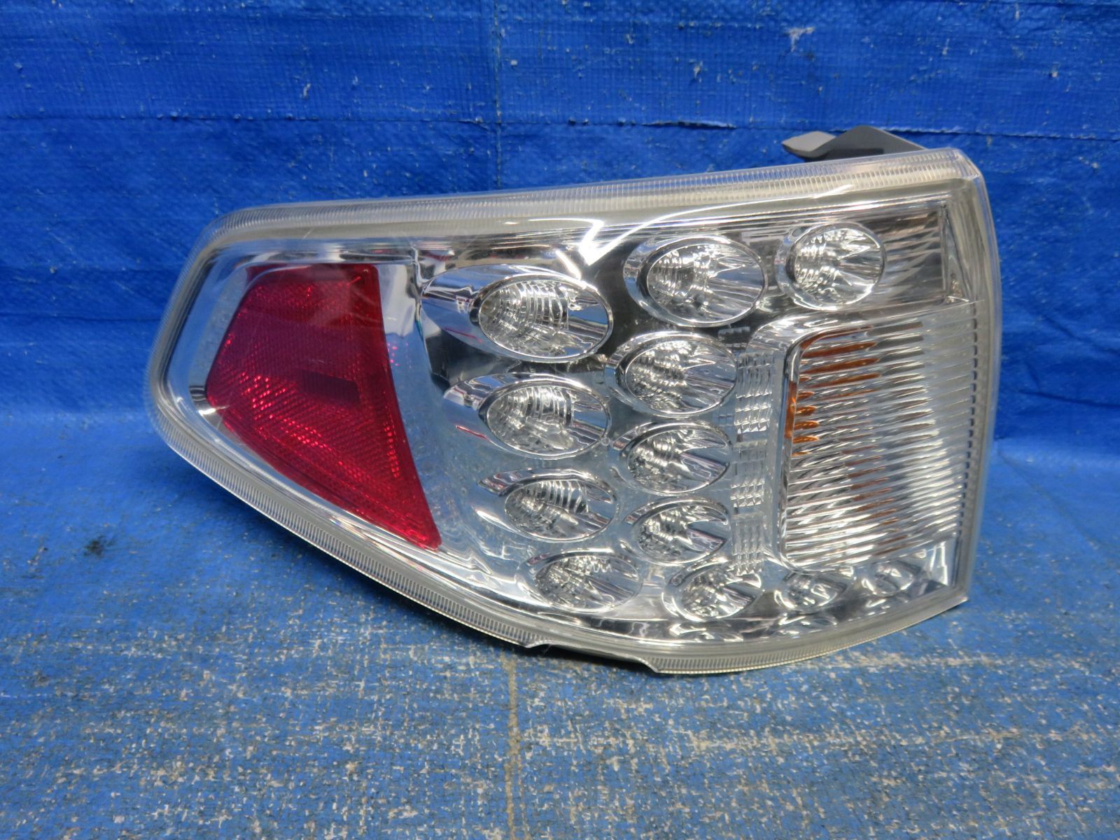LA8761*点灯OK スバル インプレッサ GRB GRF 純正 LED テールライト 