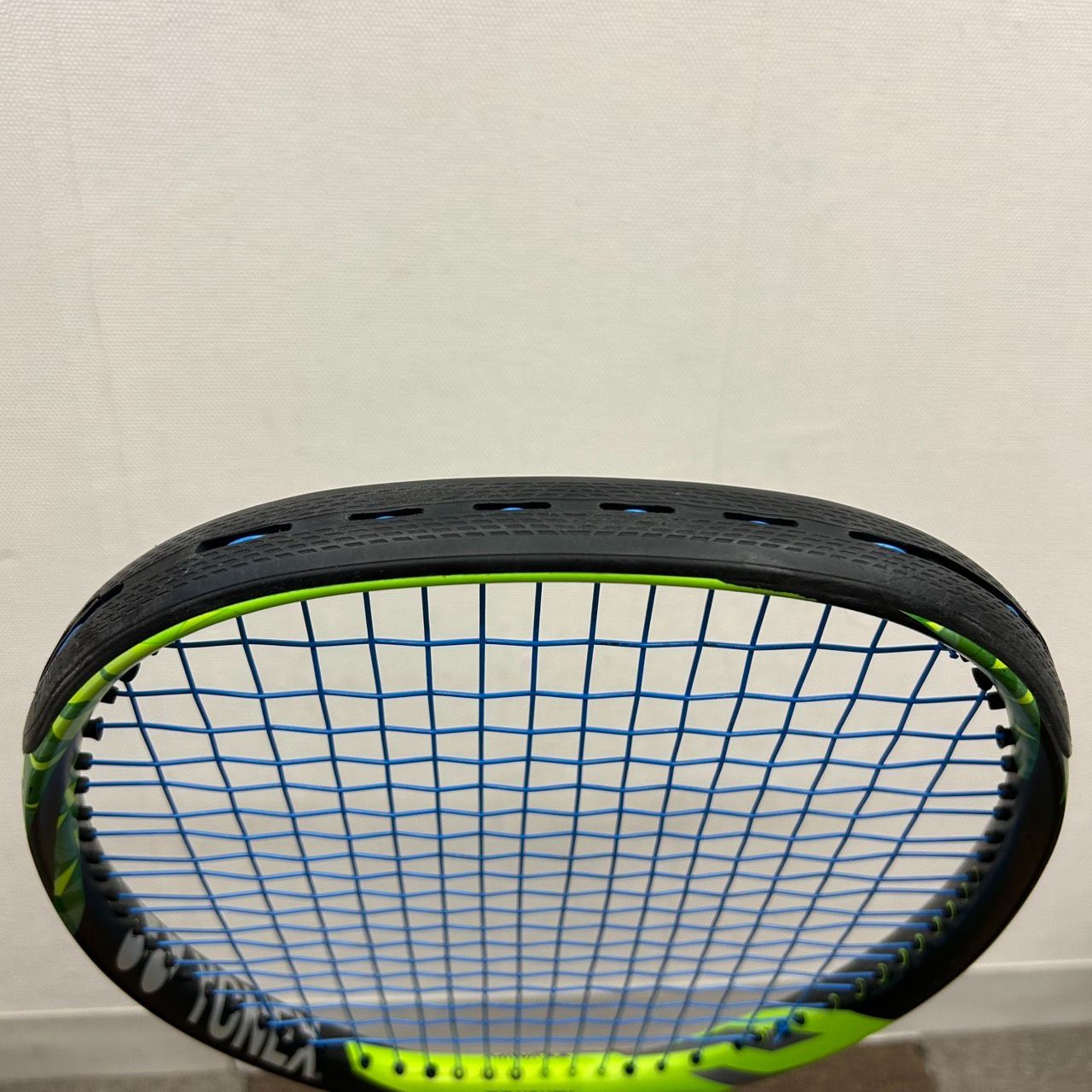 YONEX EZONE 100 ISOMETRIC HYPER-MG G3 ヨネックス イーゾーン テニス