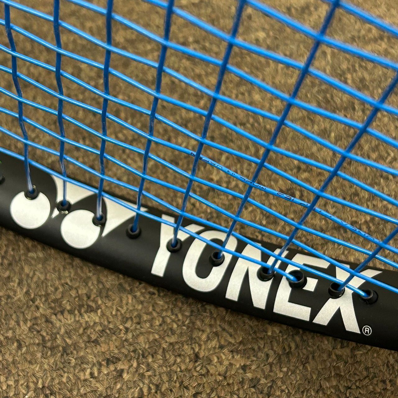 ヨネックス　YONEX イーゾーン　EZONE 100 ハイパーMG YONEX EZONE 100 ISOMETRIC HYPER-MG G3 ヨネックス イーゾーン テニス