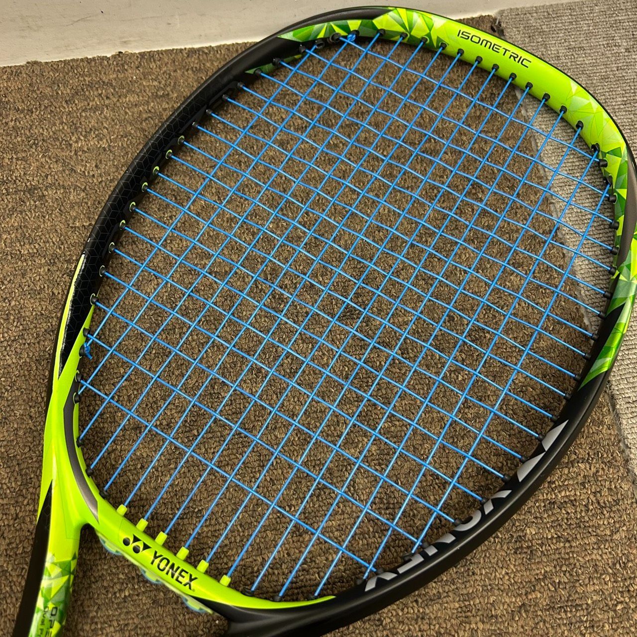 YONEX EZONE 100 ISOMETRIC HYPER-MG G2 ヨネックス イーゾーン テニス
