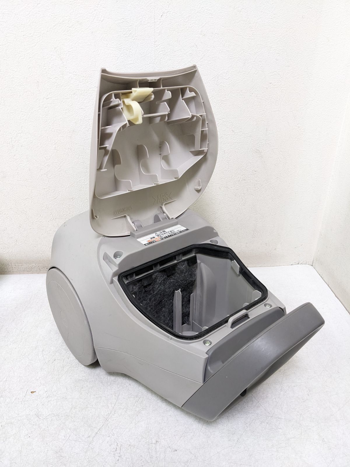 ★未使用★Panasonic MC-PJ21G-N 紙パック式 掃除機本体 Panasonic（パナソニック） MC-PJ21G-N 紙パック式掃除機 シャンパン