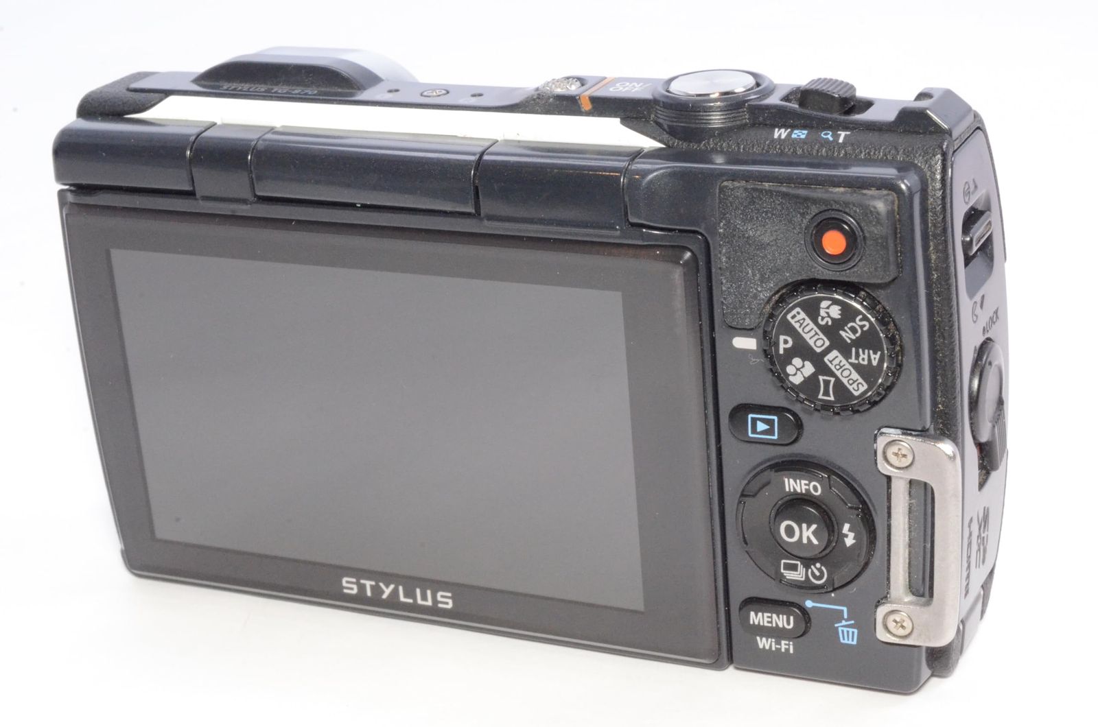 良品】OLYMPUS オリンパス STYLUS TG-870 Tough ホワイト 防水性能15m