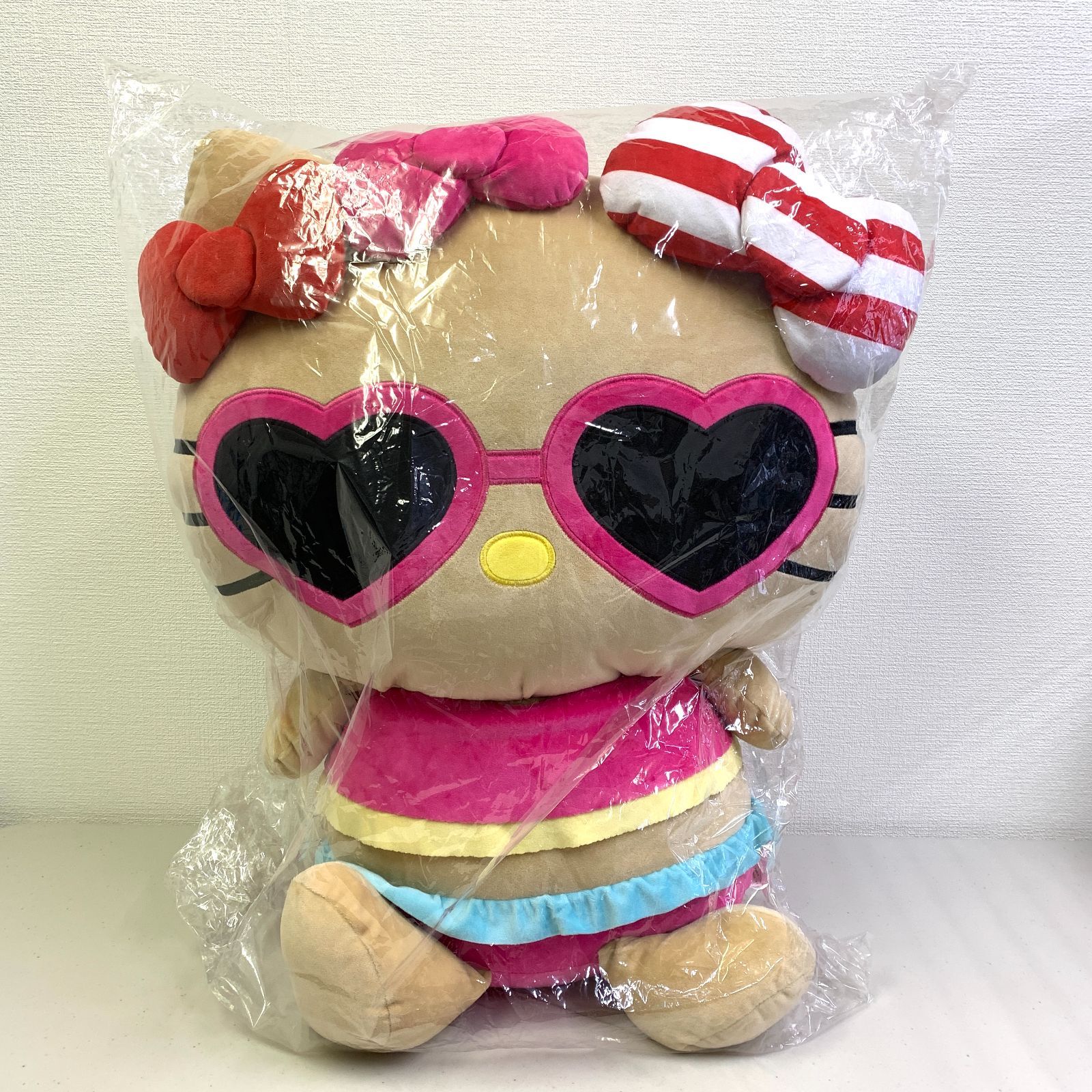 日焼けキティちゃん BIG ぬいぐるみ Avail レア人気 完売品 アベイル