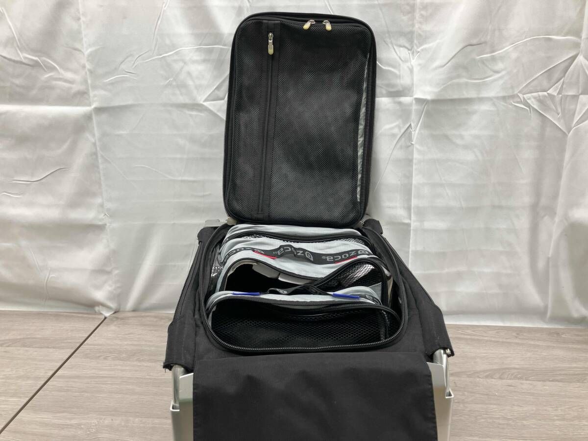 ZUCA (ズーカ)キャリーバッグ ブラック - メルカリ