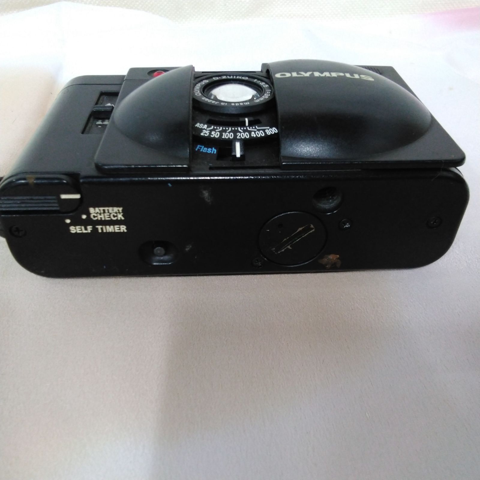 OLYNPUS XA2 ブラックフィルムカメラレトロ 写ルンです。ジャンク品