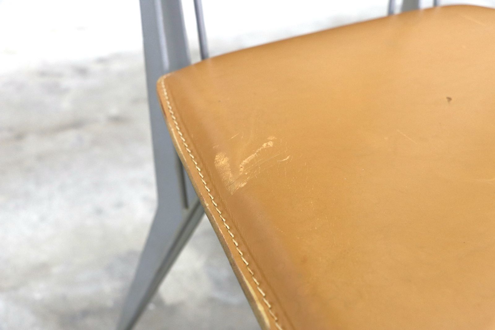 GMIK807B○fasem / ファセム イタリア ビンテージ レザー チェア 革