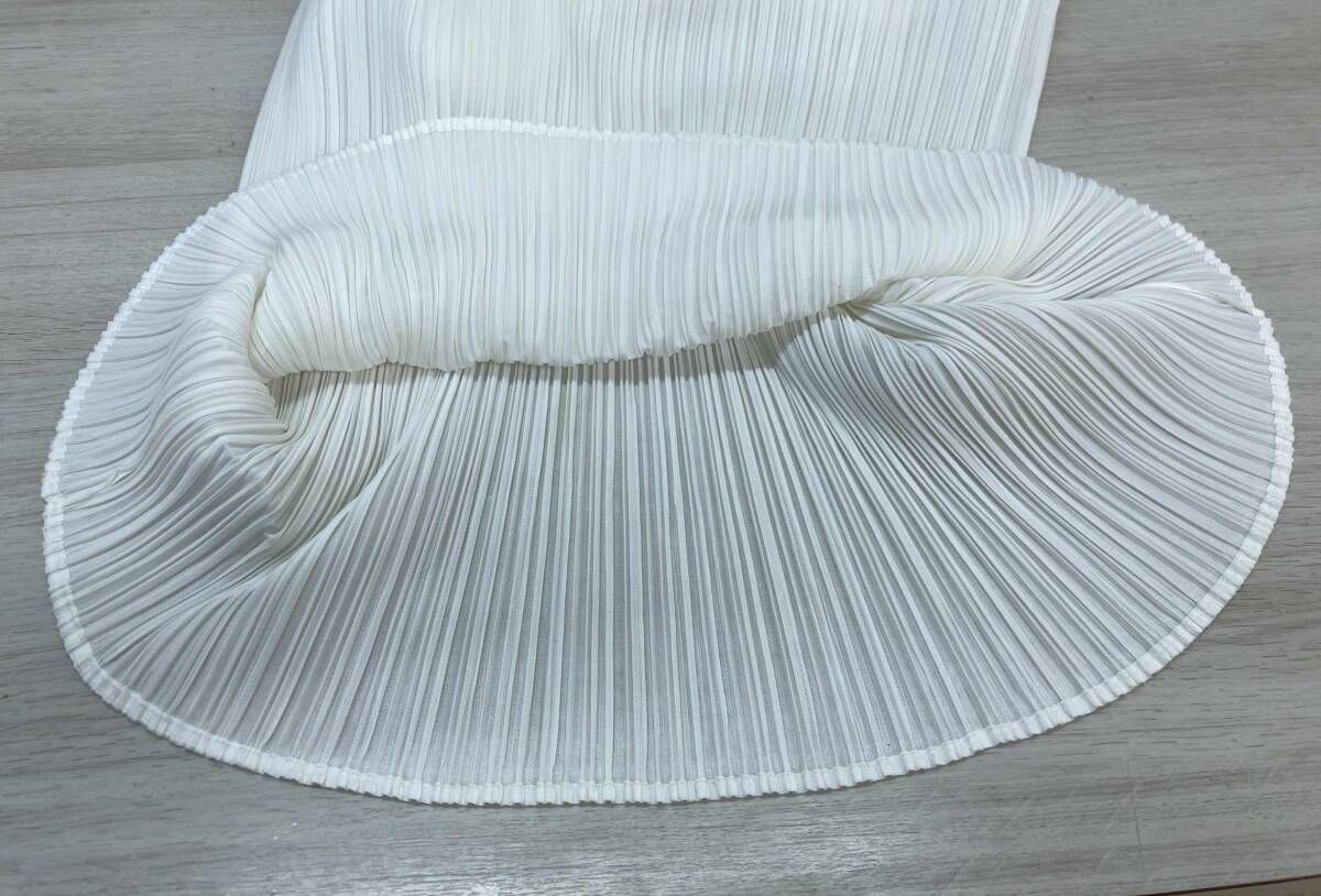 PLEATS PLEASE プリーツプリーズ ロングスカート [PP01-JG601