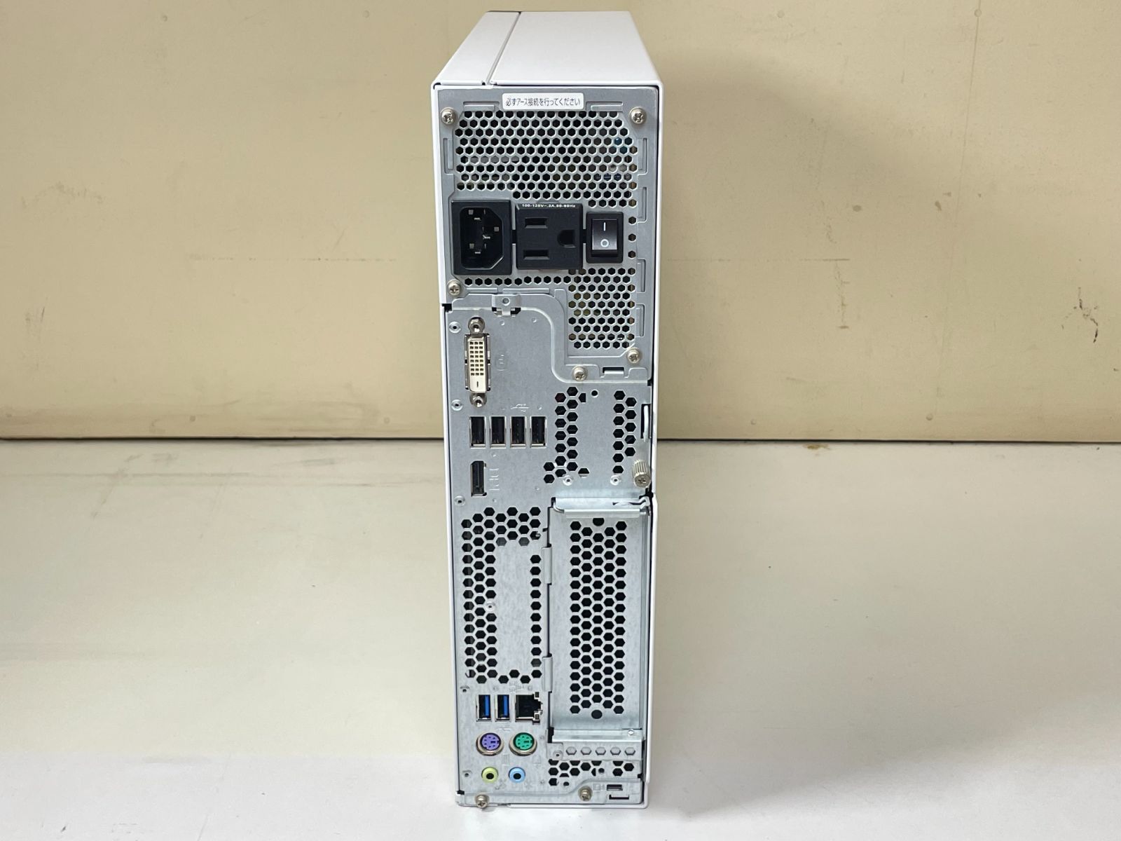 ジャンク】富士通 ESPRIMO D556/S i3-7100 - メルカリ