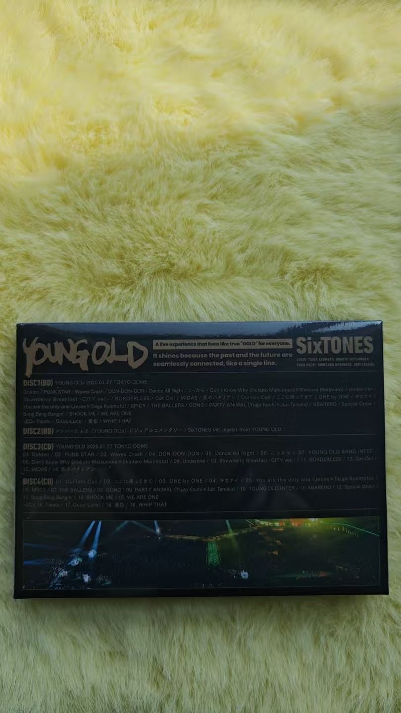 YOUNG OLD (初回盤) (2Blu-ray Disc+2CD+フォトブック) - SixTONES