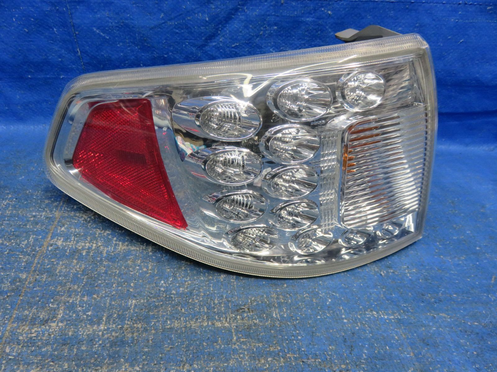 LA8790*点灯OK スバル インプレッサ GRB GRF GVB GVF 純正 LED テール