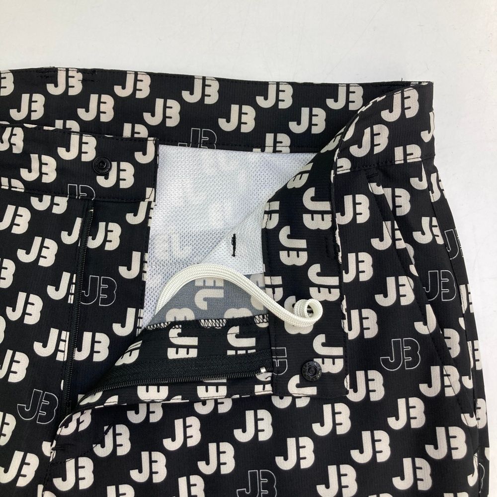 サイズ：6 JACK BUNNY ジャックバニー  ストレッチパンツ JB 総柄 ブラック系 [240101605509] ゴルフウェア メンズ ストスト サイズ：6 JACK BUNNY ジャックバニー ストレッチパンツ JB 総柄