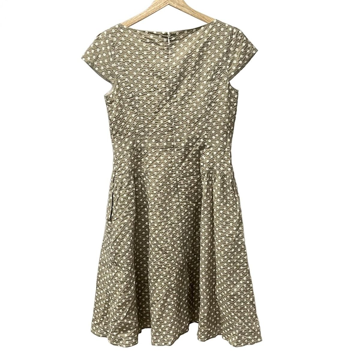 TOCCA トッカ　ワンピース　サイズ4 TOCCA(トッカ) ワンピース サイズ4 S レディース美品 - ベージュ×白