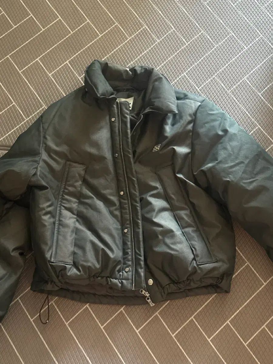 セター リー ダック ダウン グリッター グリーン ダウン L - メルカリ