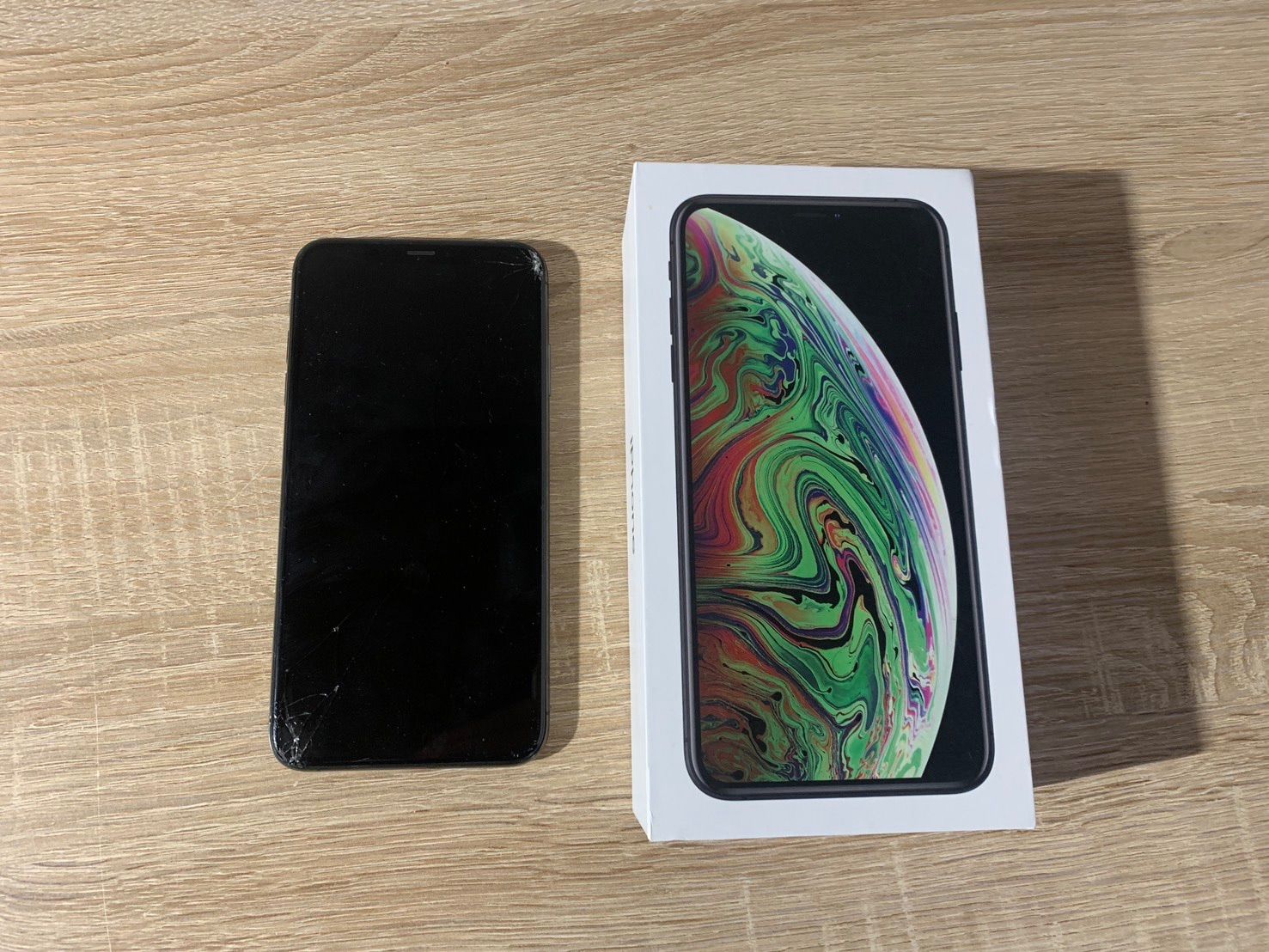 7799 iPhone XS Max ブラック ジャンク品 - メルカリ