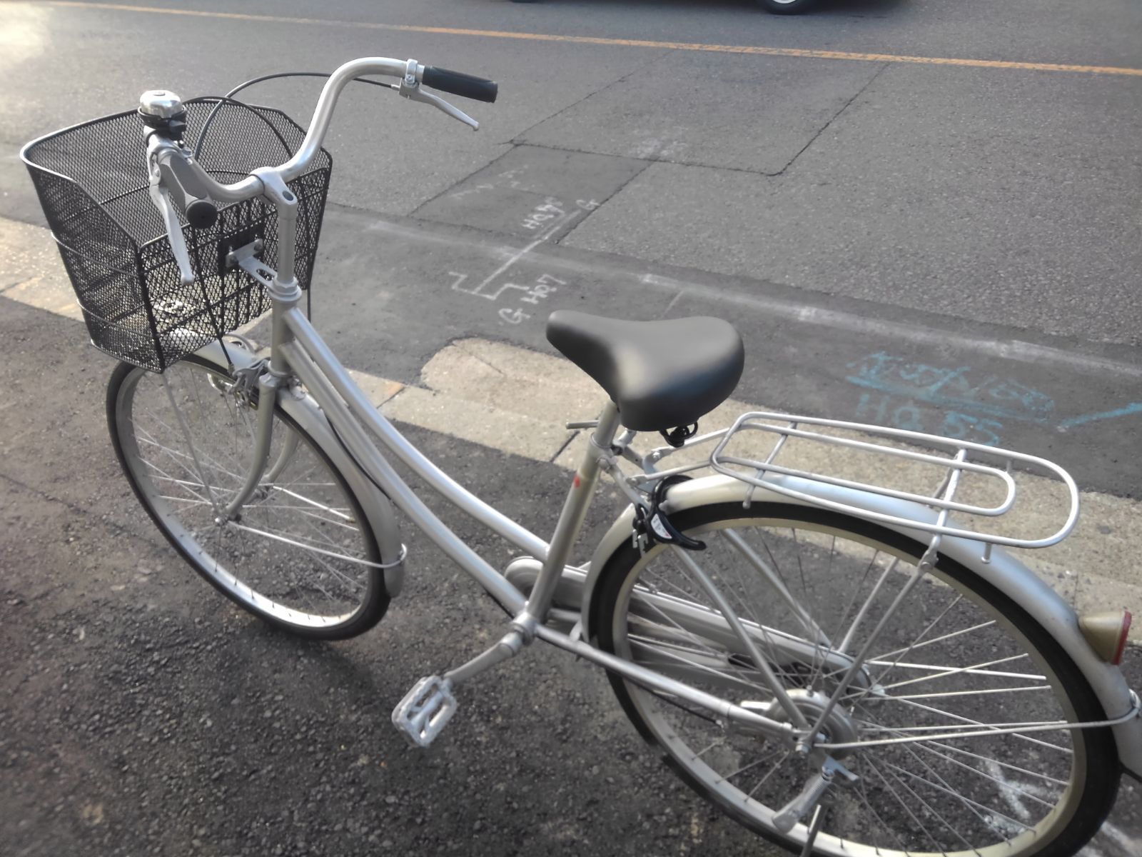 引き取り限定！(名古屋市昭和区)中古自転車3936 前後タイヤ新品