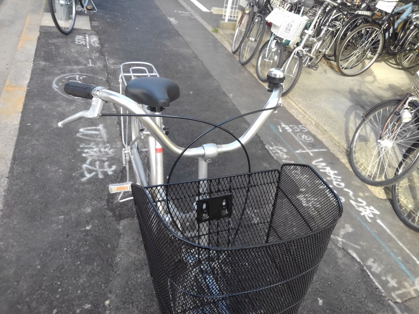 引き取り限定！(名古屋市昭和区)中古自転車3936 前後タイヤ新品