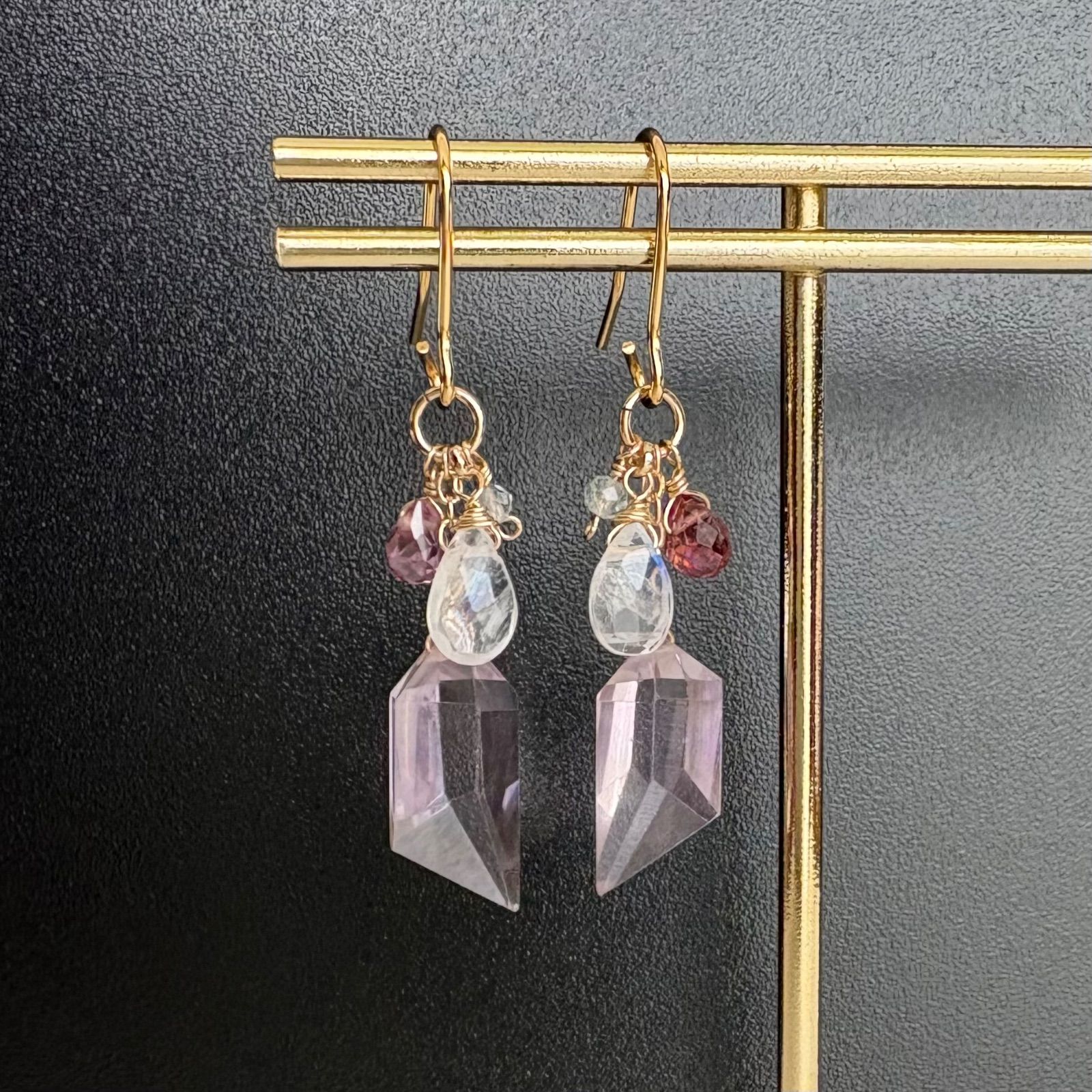 アメトリン＆レインボームーンストーン、スピネル、トパーズのチャーム