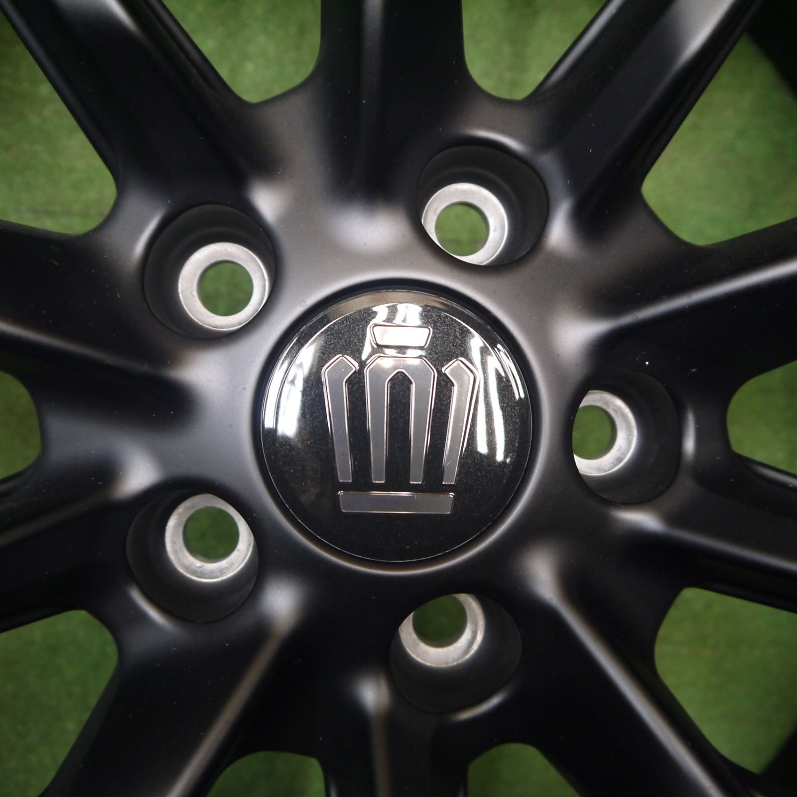 送料無料] 新車外し☆トヨタ クラウン スポーツ RS PHEV 純正 ホイール