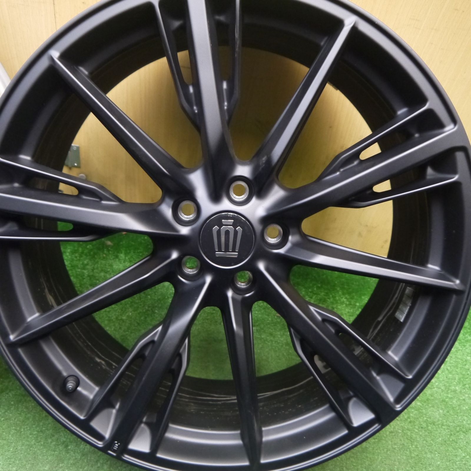 クラウンスポーツ PHEV ホイール 21インチ【新車外し】1本　おかち クラウンスポーツ PHEV ホイール 21インチ【新車外し】1本(美品)