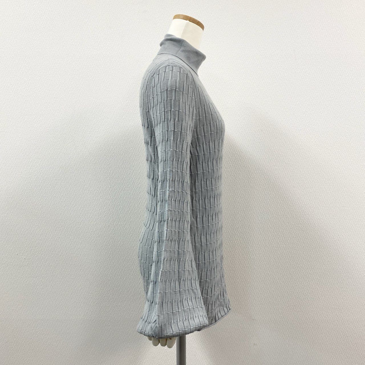 85a28 Salvatore Ferragamo サルバトーレフェラガモ ハイネックニット  