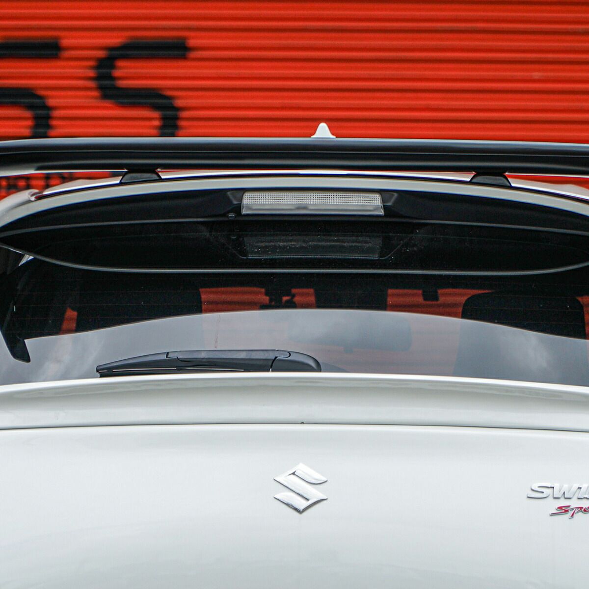ZipTune スズキ スイフトスポーツ ZC33S トランクスポイラー? FRP