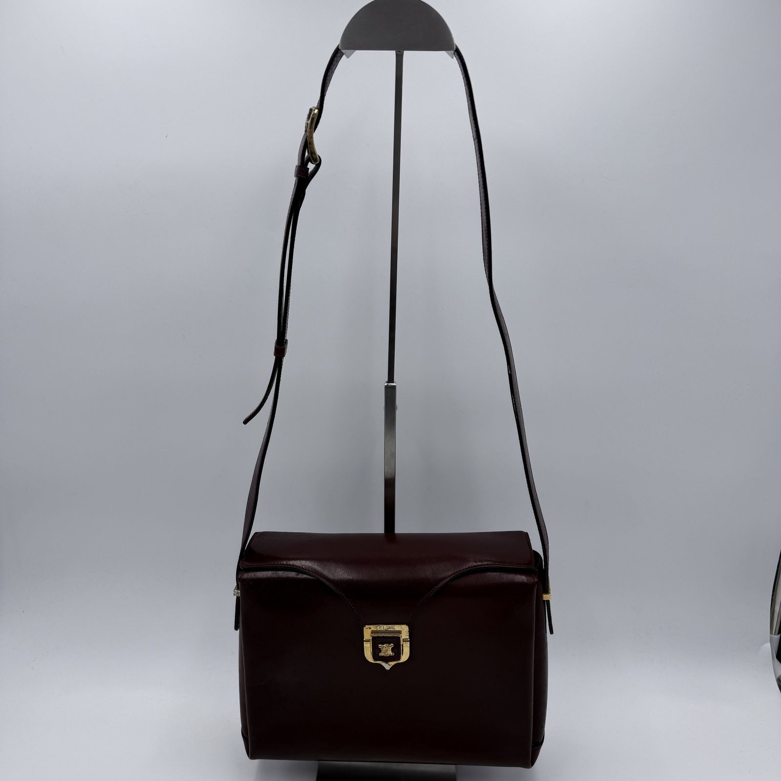 CELINE（セリーヌ）トリオンフ ヴィンテージ ショルダーバッグ