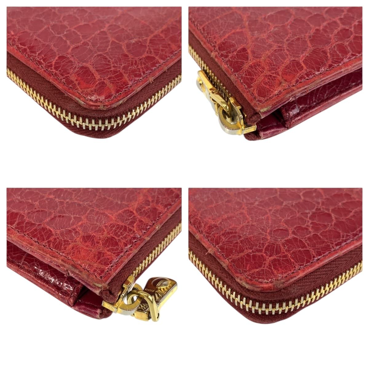 MIUMIU ミュウミュウ 型押し ピンク ゴールド金具 レザー 長財布