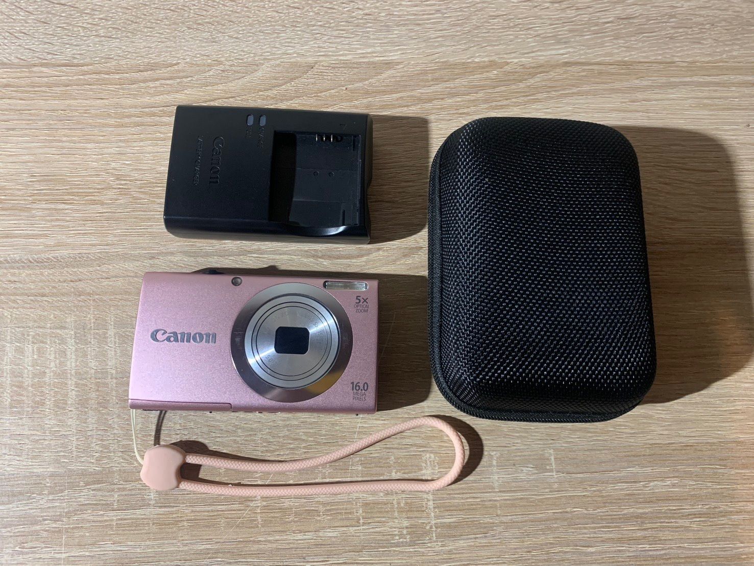 Canon Power shot A2400isデジカメ　ピンク C272003)Canon PowerShot A2400 IS 高品質 ピンク コンパクトデジタル