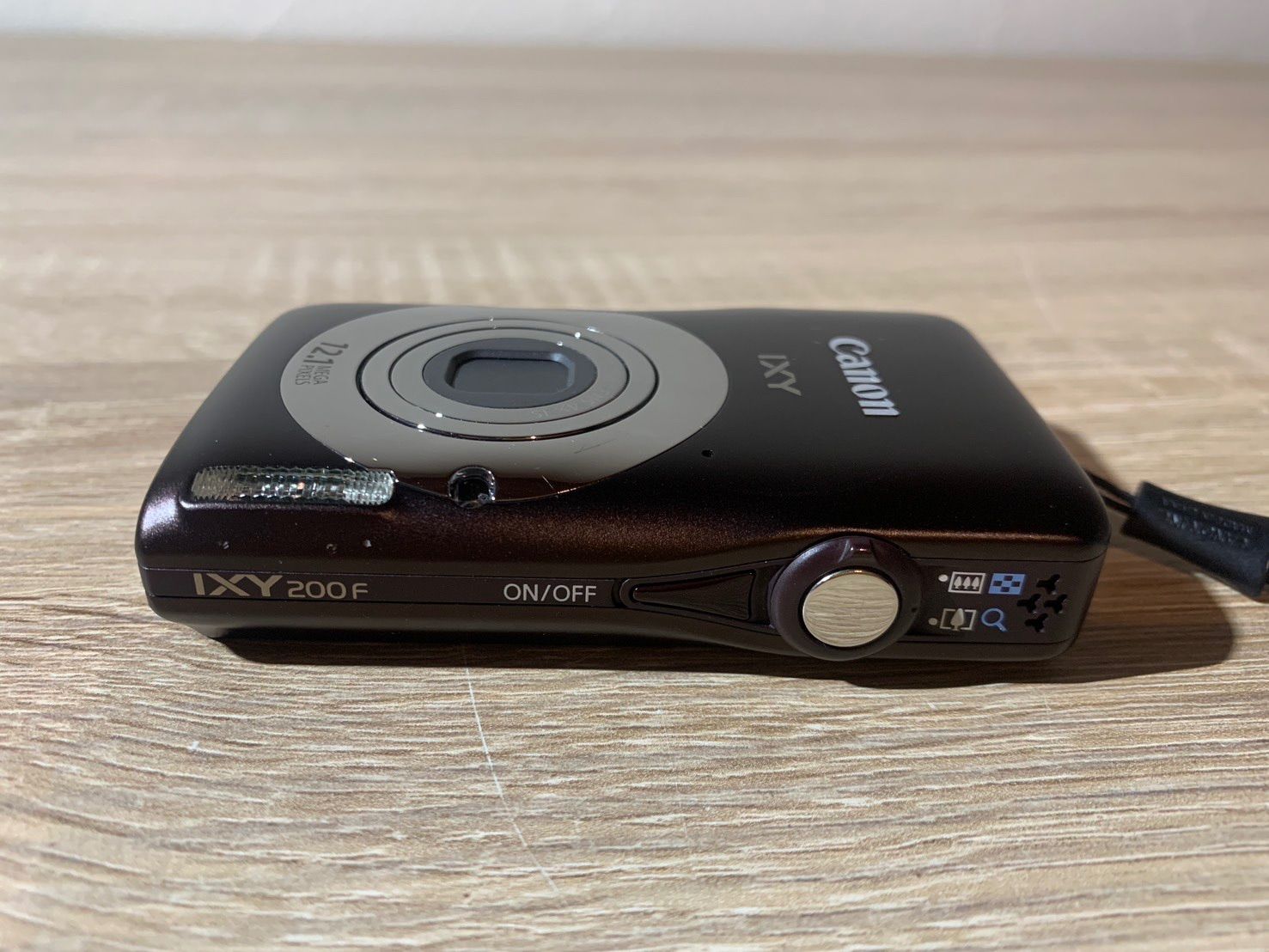 7830 Canon IXY 200F ブラウン デジカメ - メルカリ