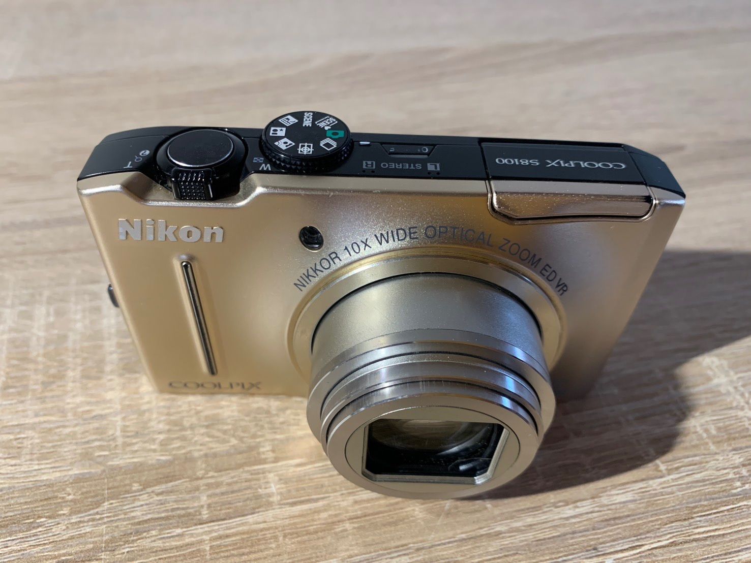 7832 Nikon COOLPIX S8100 ゴールド デジカメ - メルカリ