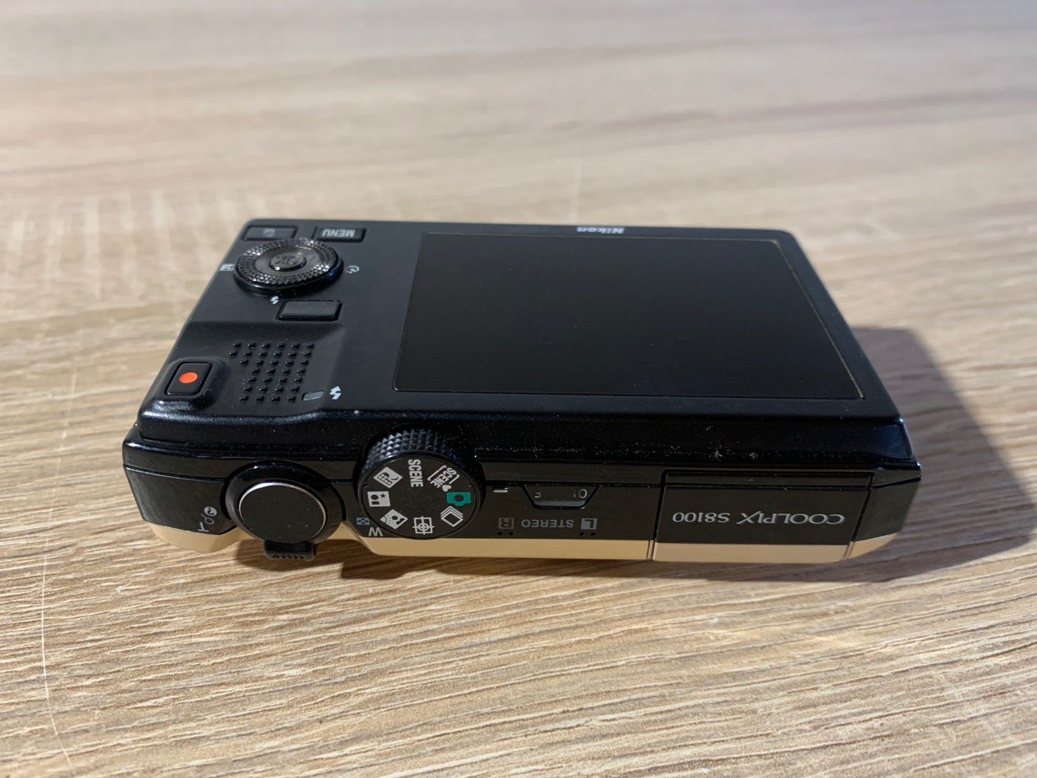 7832 Nikon COOLPIX S8100 ゴールド デジカメ - メルカリ