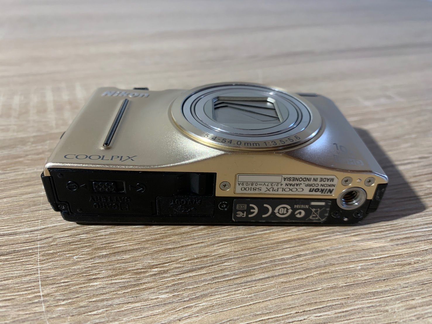 7832 Nikon COOLPIX S8100 ゴールド デジカメ - メルカリ