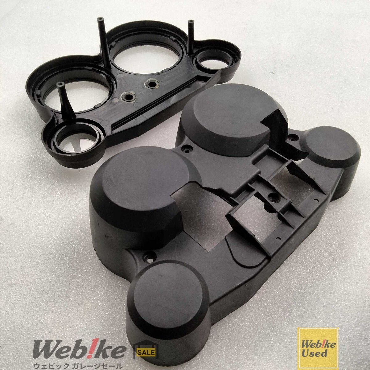 カワサキ純正中古パーツ GPZ900R メーターカバー 25023-1117 RXBI24569