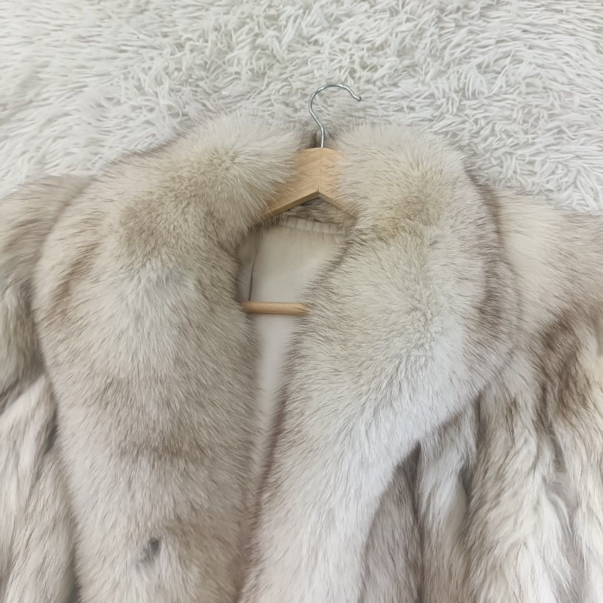 高級サガフォックス 着丈75cm ブルーフォックス ファーコート リアル