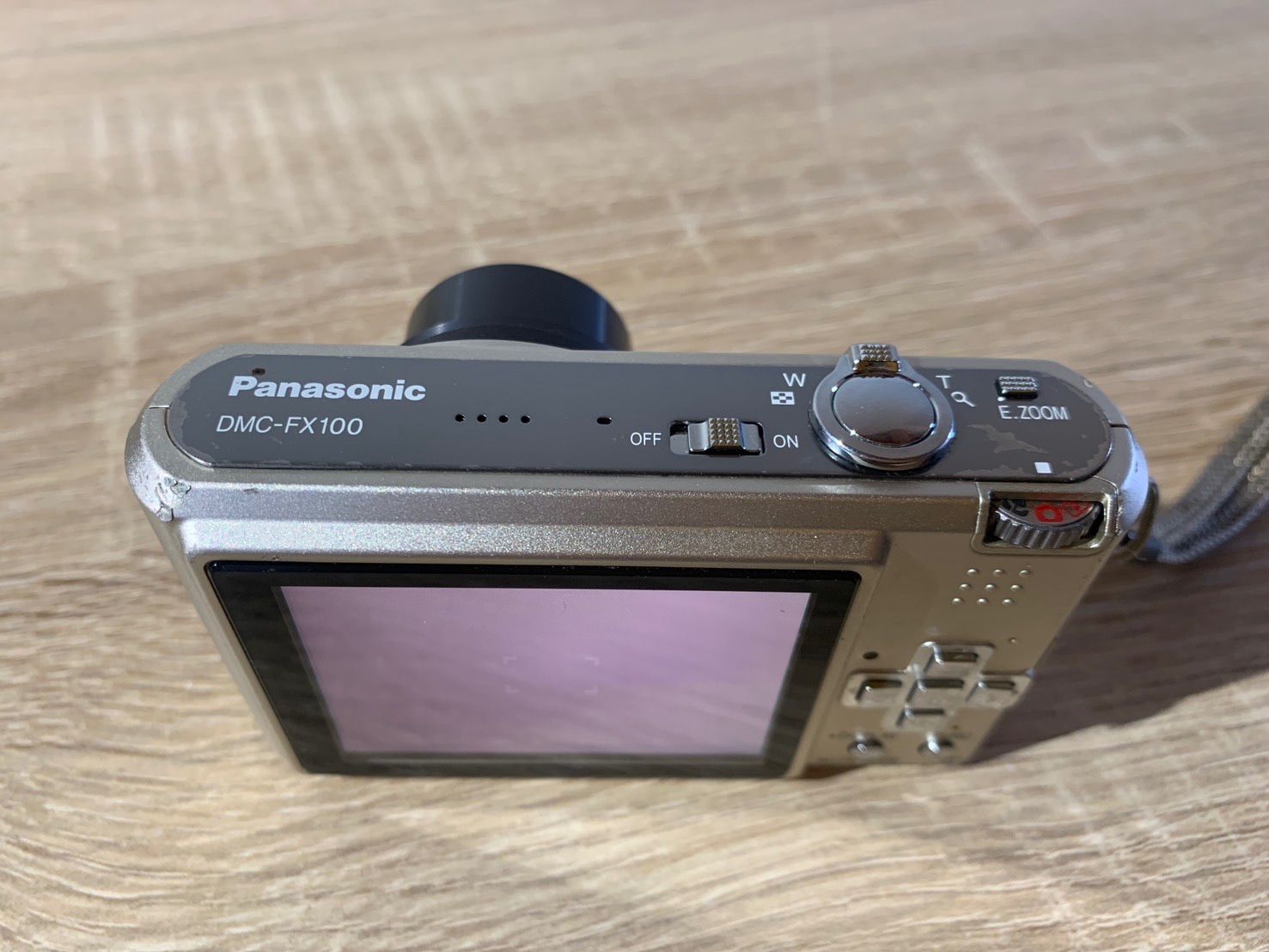 7836 Panasonic Lumix DMC-FX100 ミラージュゴールド デジカメ 動作