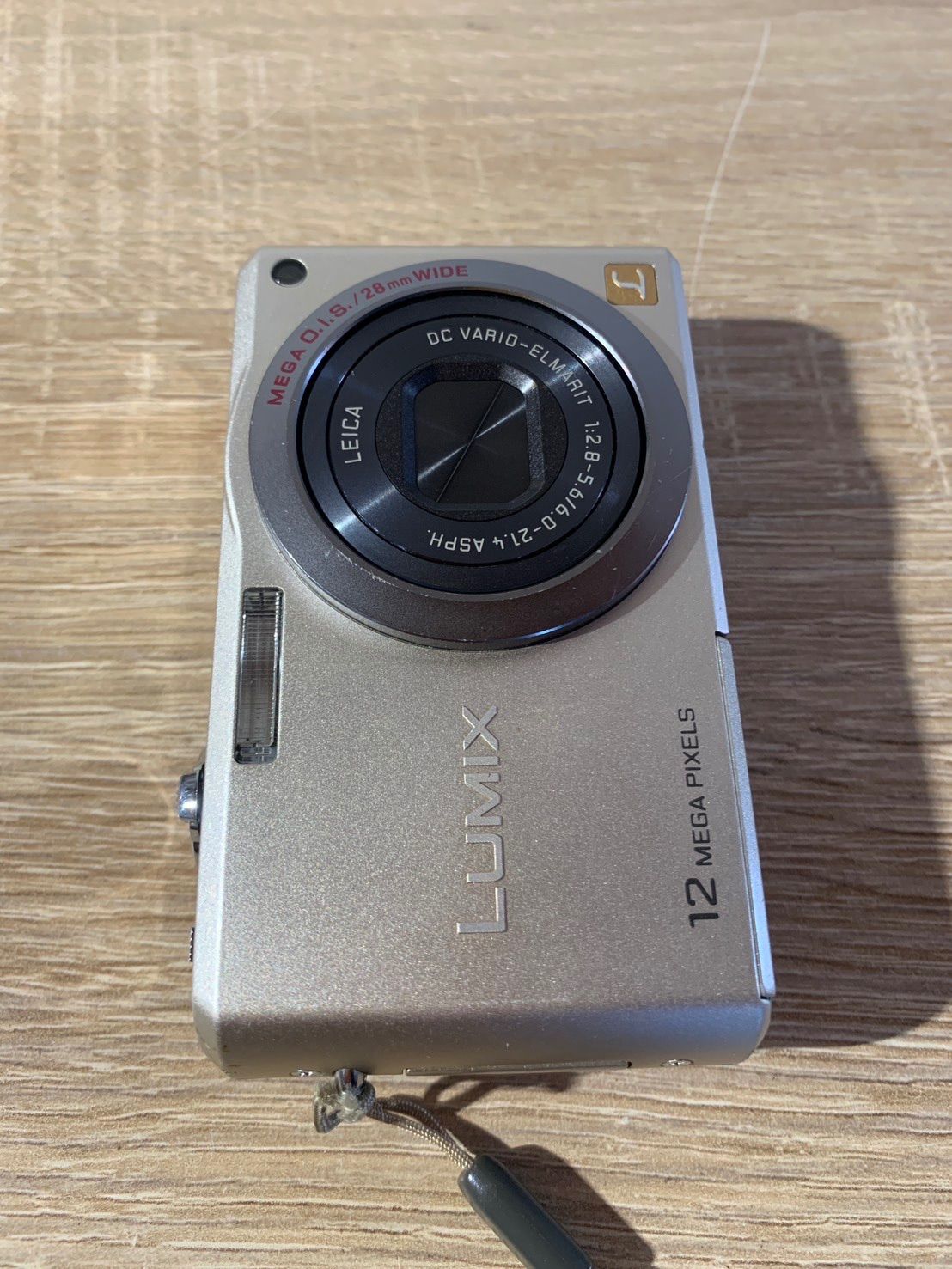 7836 Panasonic Lumix DMC-FX100 ミラージュゴールド デジカメ 動作