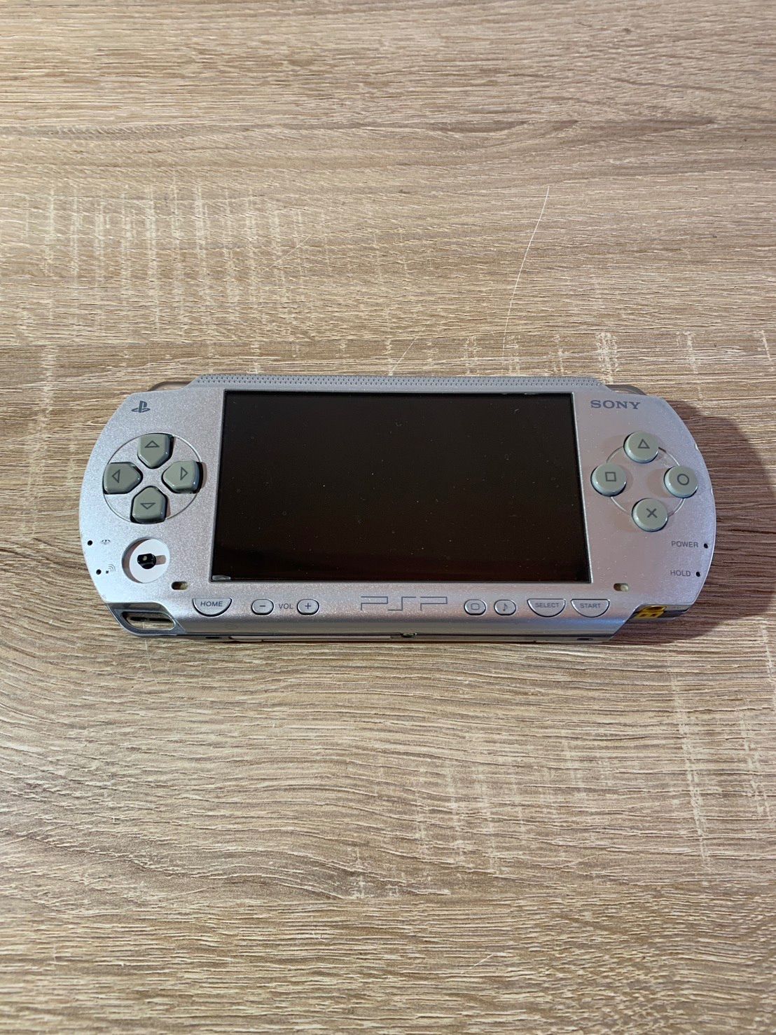 7841 PlayStation ポータブル PSP 1000 シルバー 動作確認済み - メルカリ
