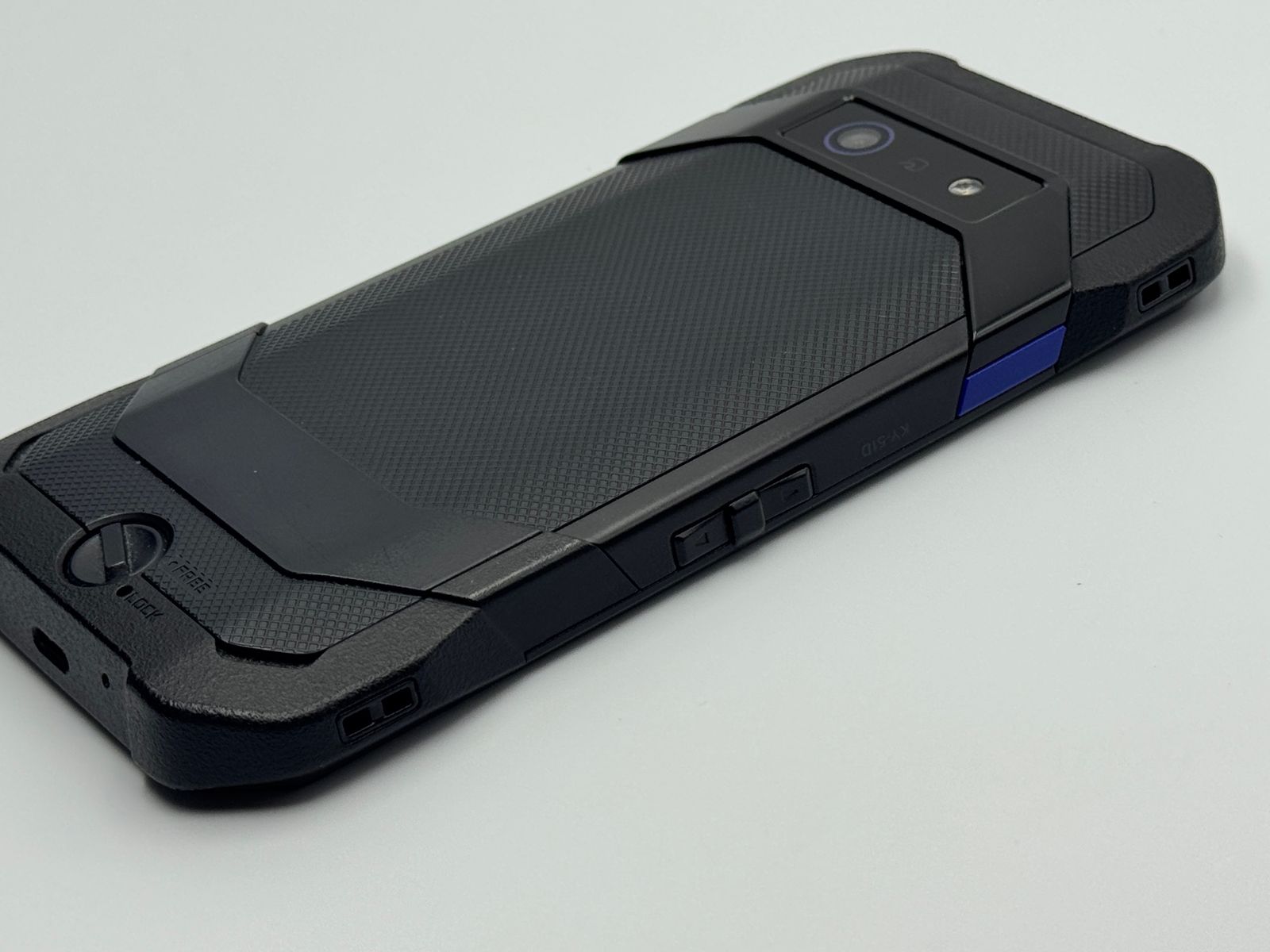 中古B】DuraForce EX KY-51D ブラック SIMフリー 白ロム - メルカリ