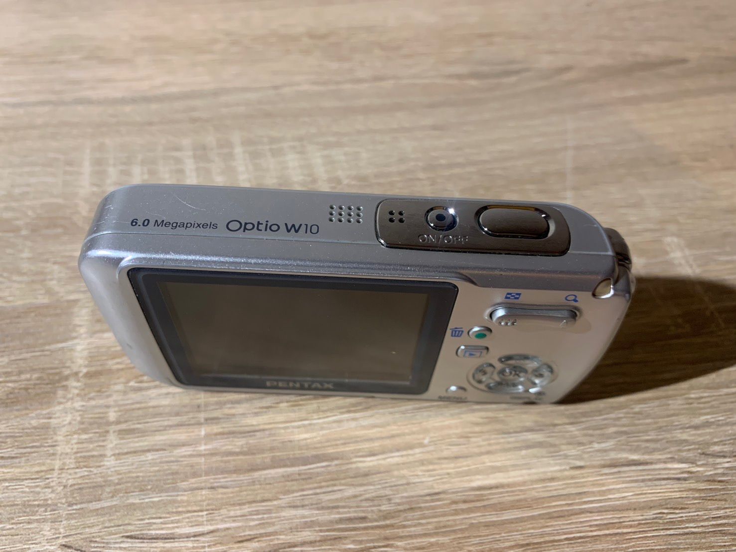 7857 PENTAX OPTIO W10 シルバー デジカメ - メルカリ