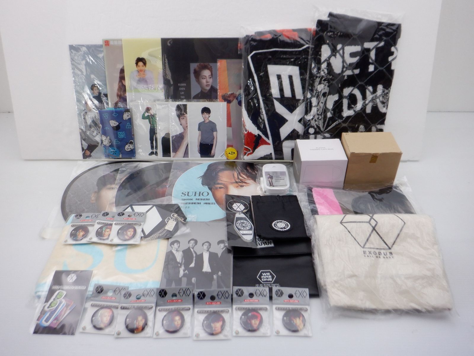 EXO グッズセット □ グッズセット EXO - メルカリ