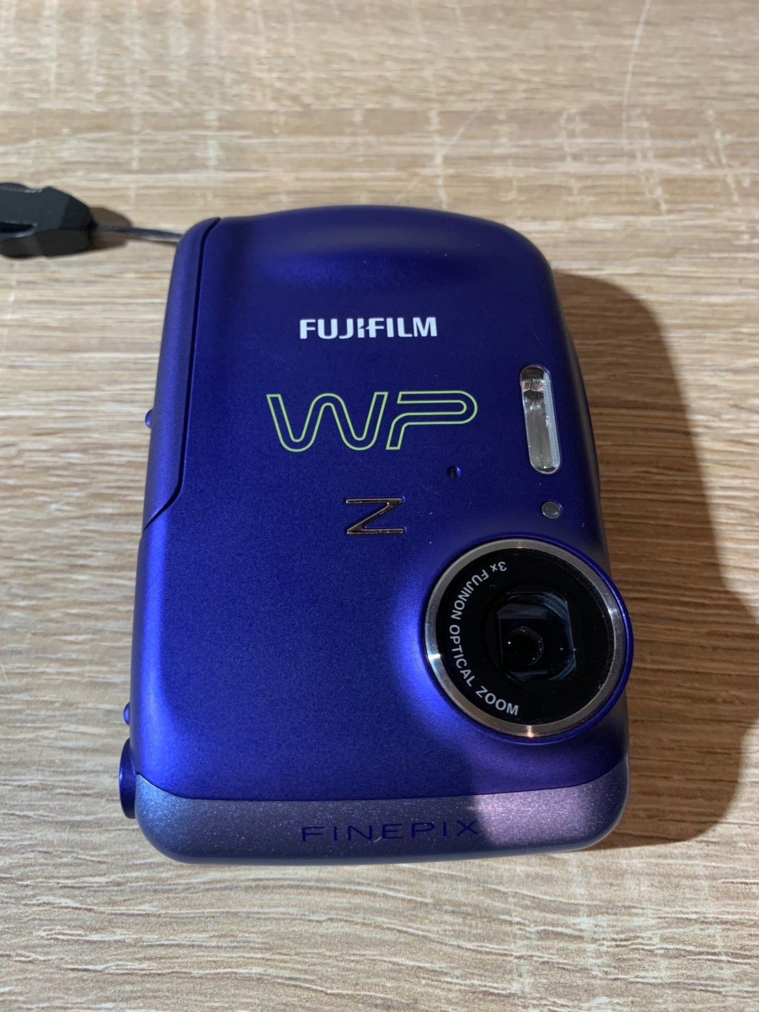 7784 FUJIFILM FINEPIX Z33 WP ブルー デジカメ 動作確認済み 美品