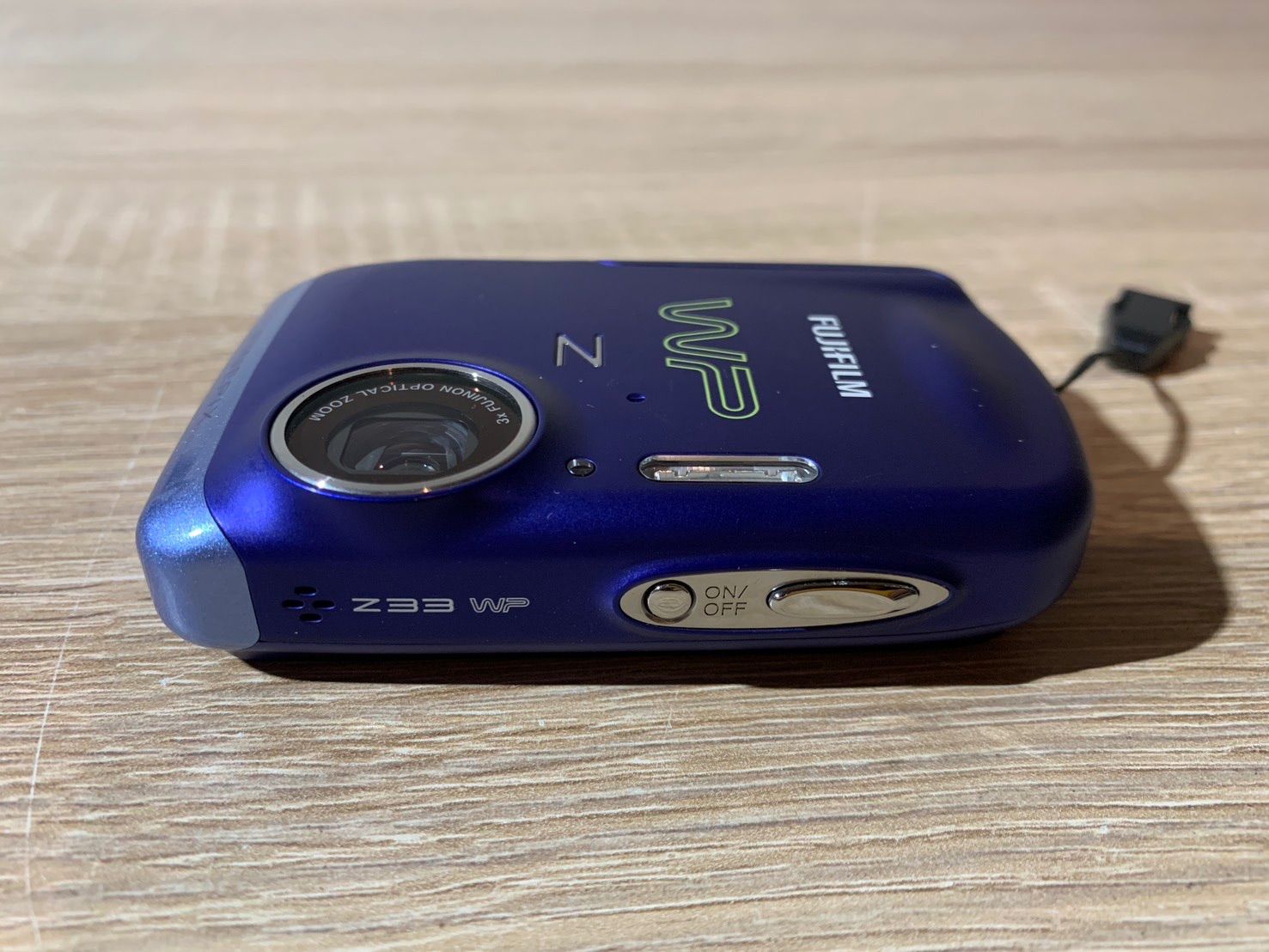 7784 FUJIFILM FINEPIX Z33 WP ブルー デジカメ 動作確認済み 美品