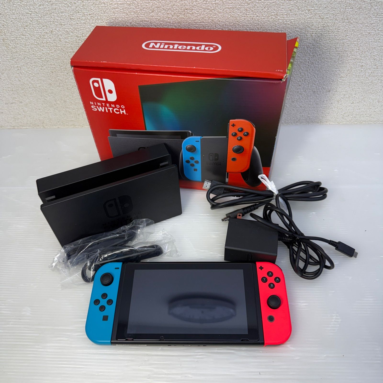 Nintendo Switch (HAC-001) 本体 訳あり 訳あり☆Switch スイッチ☆任天堂 HAC-001 付属品あり 元箱 - メルカリ