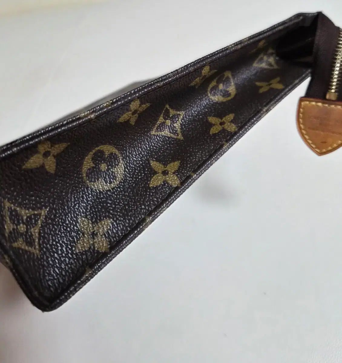 ルイヴィトン モノグラム ポーチ クラッチバッグ26 - メルカリ