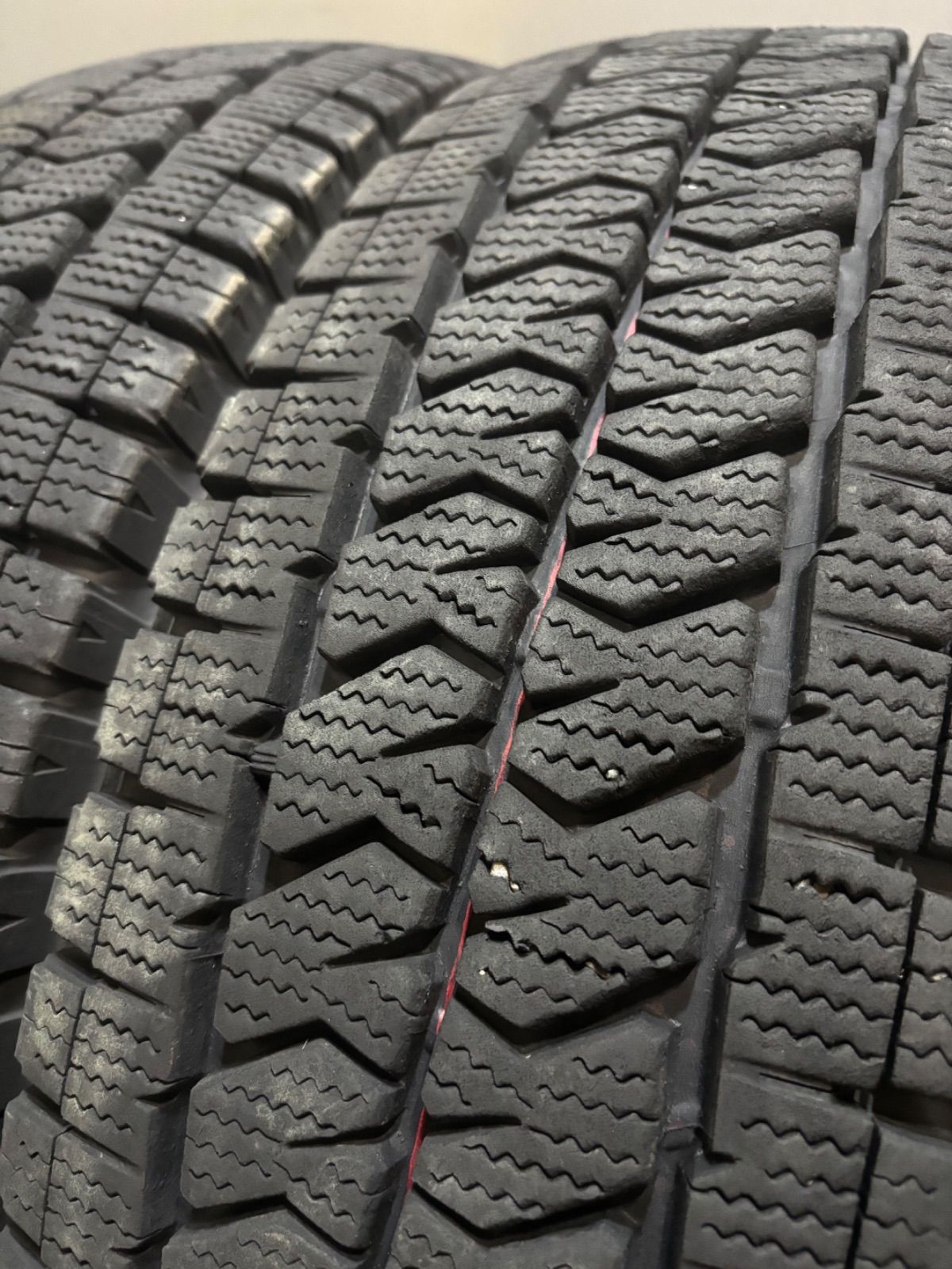 ☆195/80R15 107/105N LT BRIDGESTONE/VL10 23年製 スタッドレス 4本