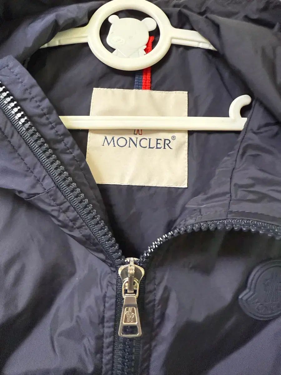 6A MONCLER　モンクレール　キッズ　ウインドブレーカー　ジャケット ウインドブレーカー モンクレール MONCLER キッズ（ブランド